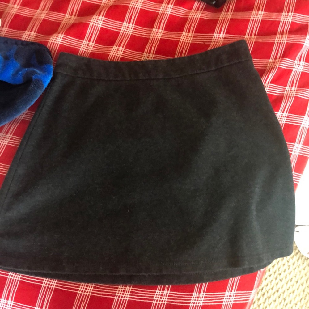 Grey skirt